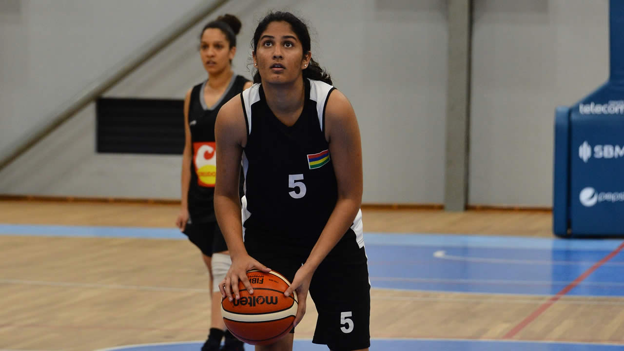  Alisha a fait partie de la sélection nationale de basketball pour les JIOI 2019.