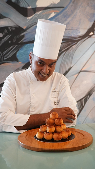 Chef pâtissier Shyam Purahoo