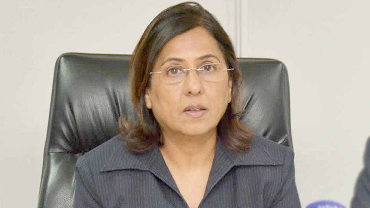 Fazila Daureeawoo