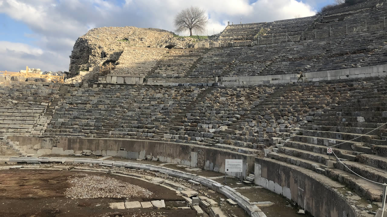 L’amphithéâtre à Éphèse.