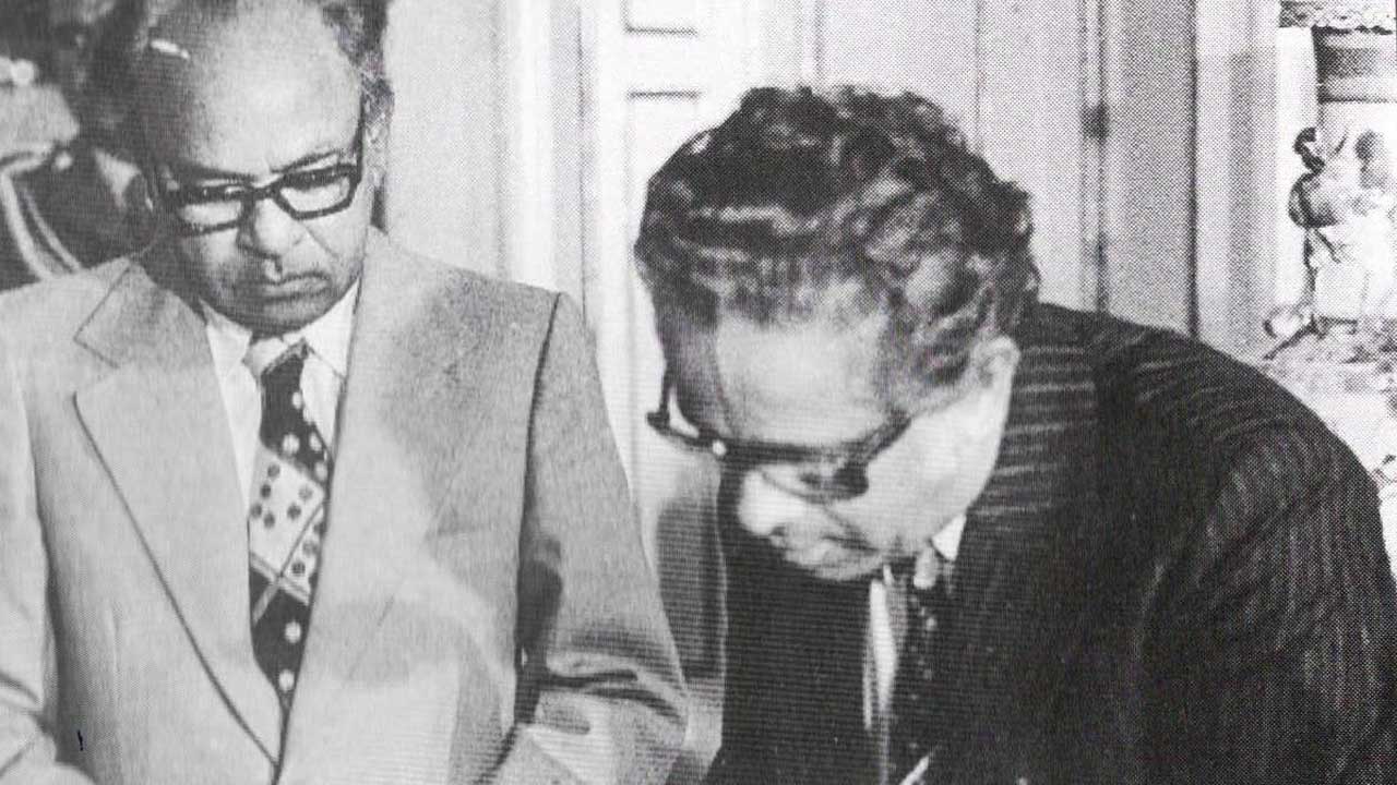 Anerood Jugnauth a eu plusieurs mandats en tant que Premier ministre de Maurice : 1982 à 1983, 1983 à 1987, 1987 à 1991 et 1991 à 1995, 2000 à 2003, 2014 à 2015. 