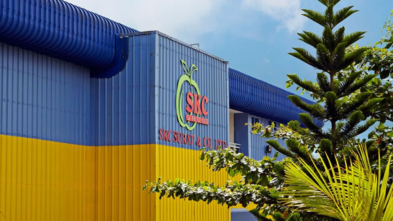 Les employés de SKC Surat ont  été répartis dans deux hôtels, à savoir l’hôtel Ambre et Le Mauricia.