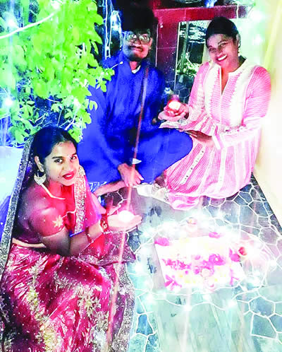 Nishta, Rajat et Arthi Deenoo célèbrent Divali en famille