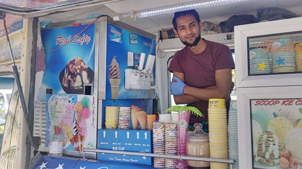 Nasser Bissessur, marchand de glaces