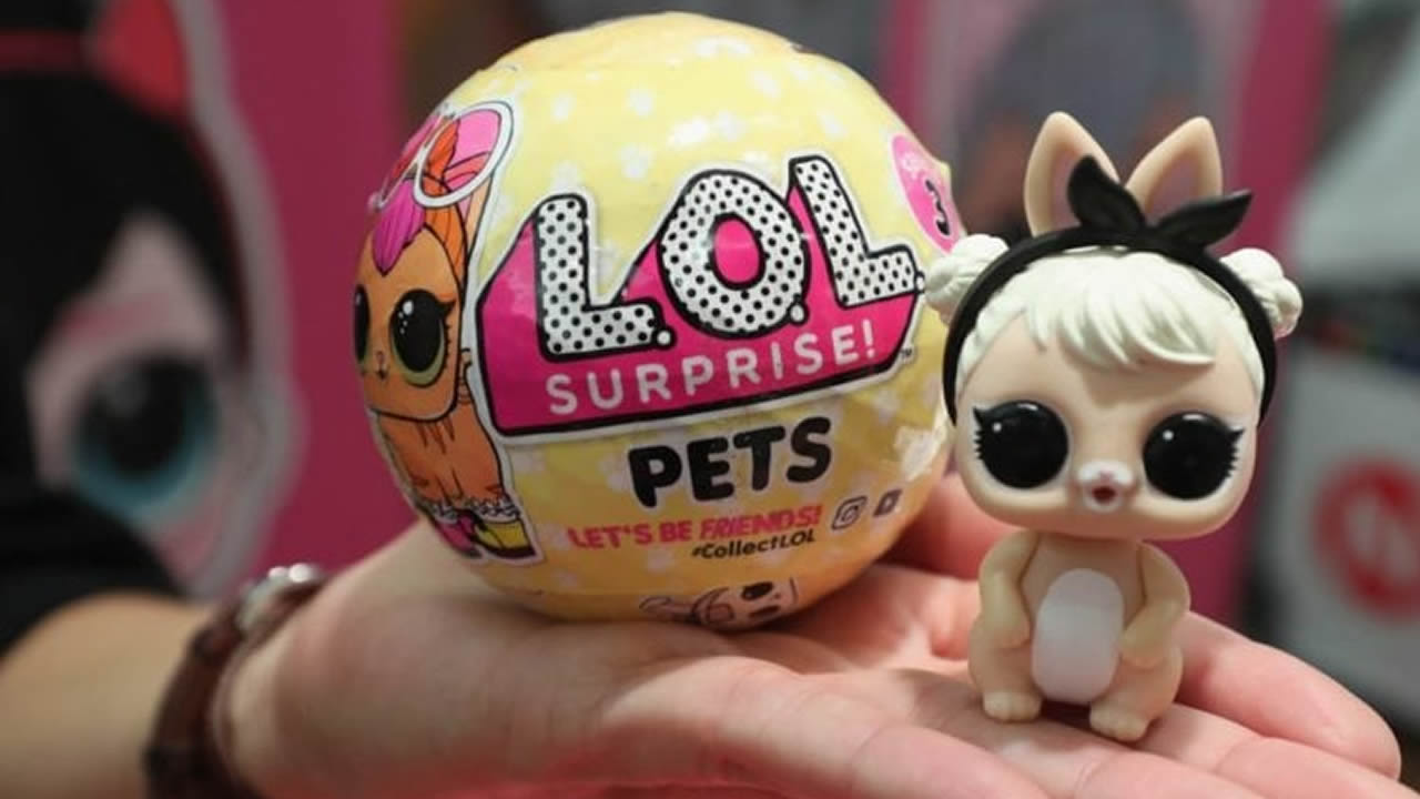 L.O.L Suprise Pets, une boule qui contient cinq à sept surprises. 