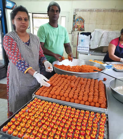 Artee Bhagnauth travaille chez Ashoka Sweets depuis 10 ans.