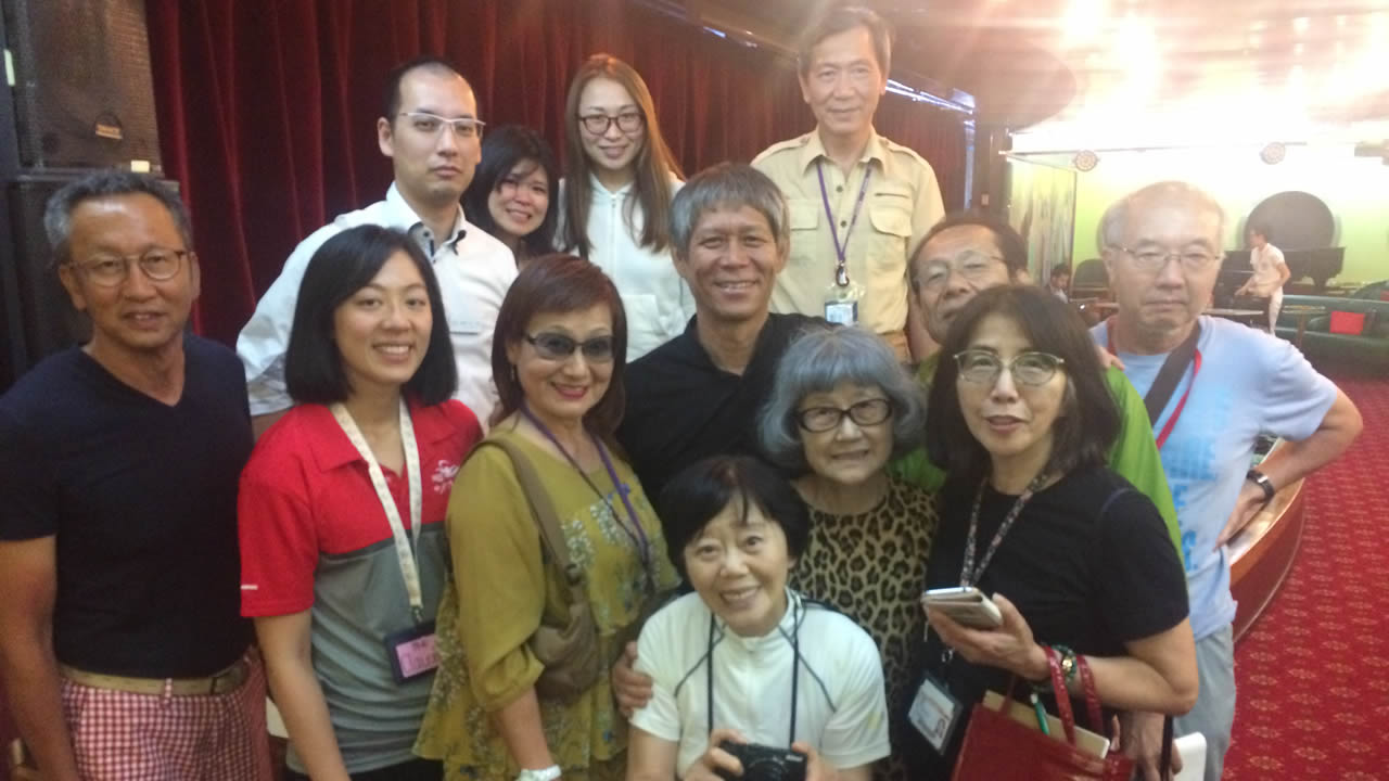 Percy Yip Tong (au centre), était ‘guest educator’ à bord.