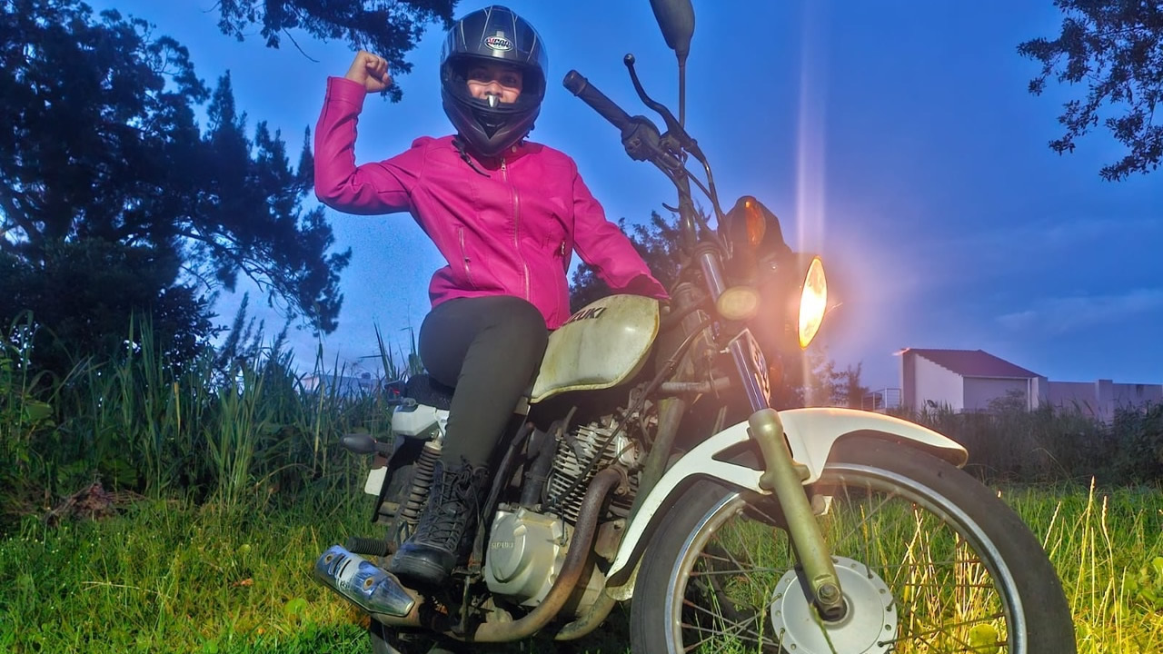 La WPC Wendy Netta-Jearee adore faire de la moto.