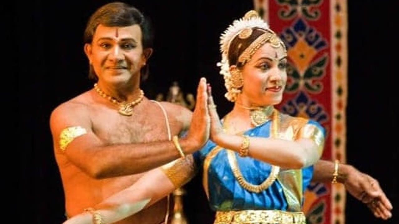 Indiren et Maleena, les seuls danseurs de Bharata Natyam en couple.
