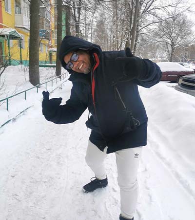 C'est la première fois que Kevin Gutty voyage en Russie où il fait  -20 degrés actuellement.
