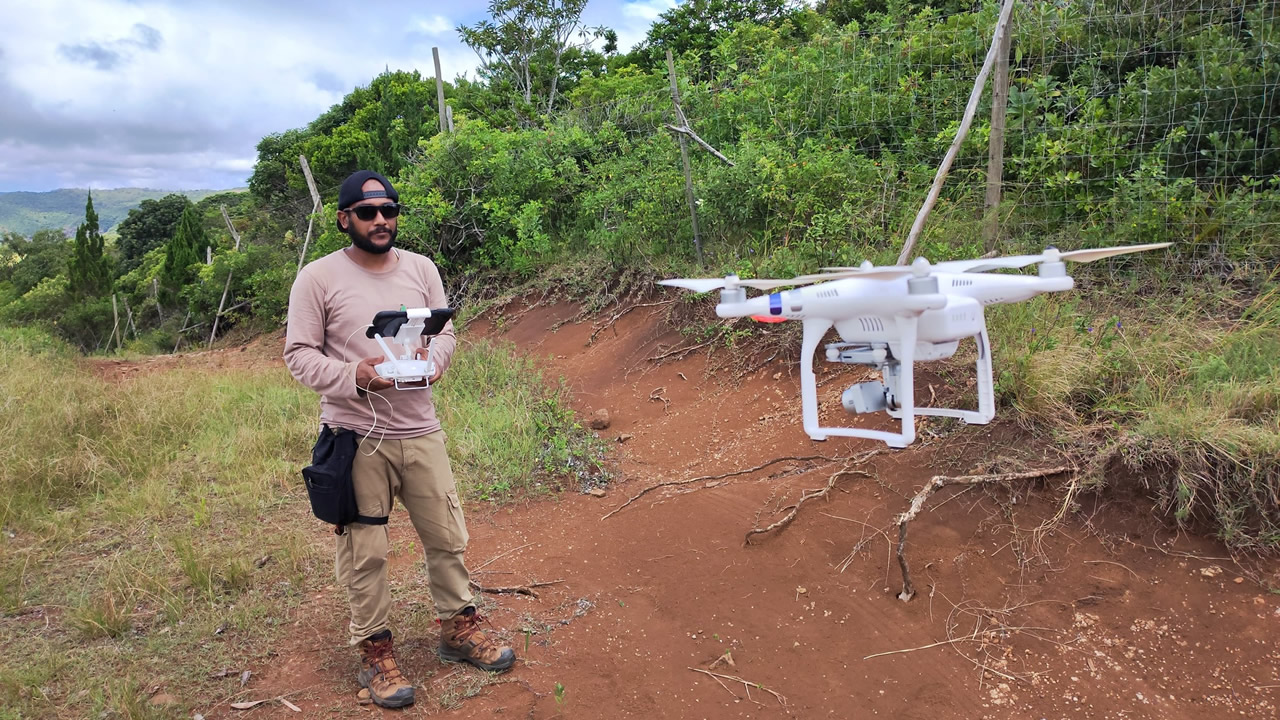Le thème de cette année est forêt et innovation. Ici, l’utilisation de drone par la MWF dans la conservation de forêt.
