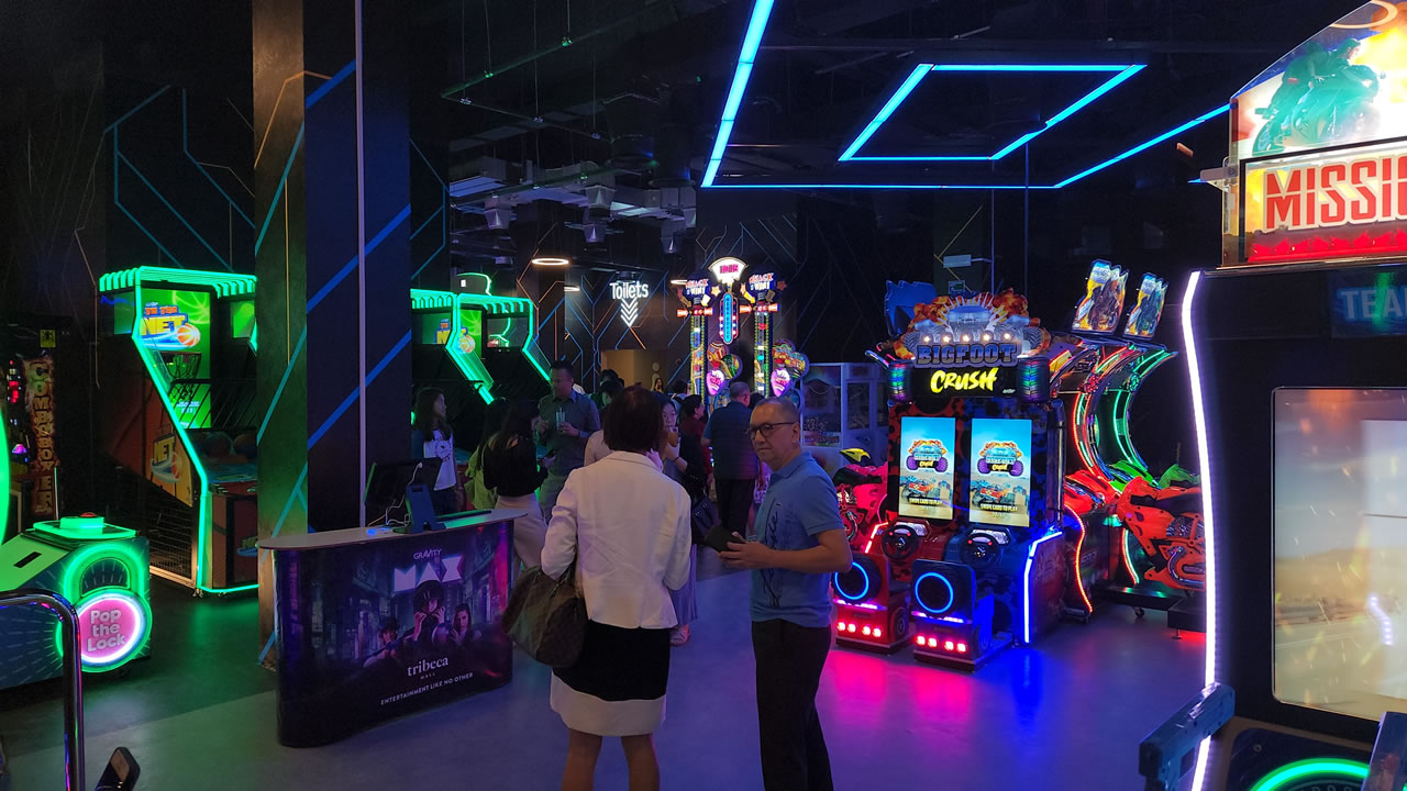 De nombreux jeux d’arcade sont accessibles pour les grands et les petits.