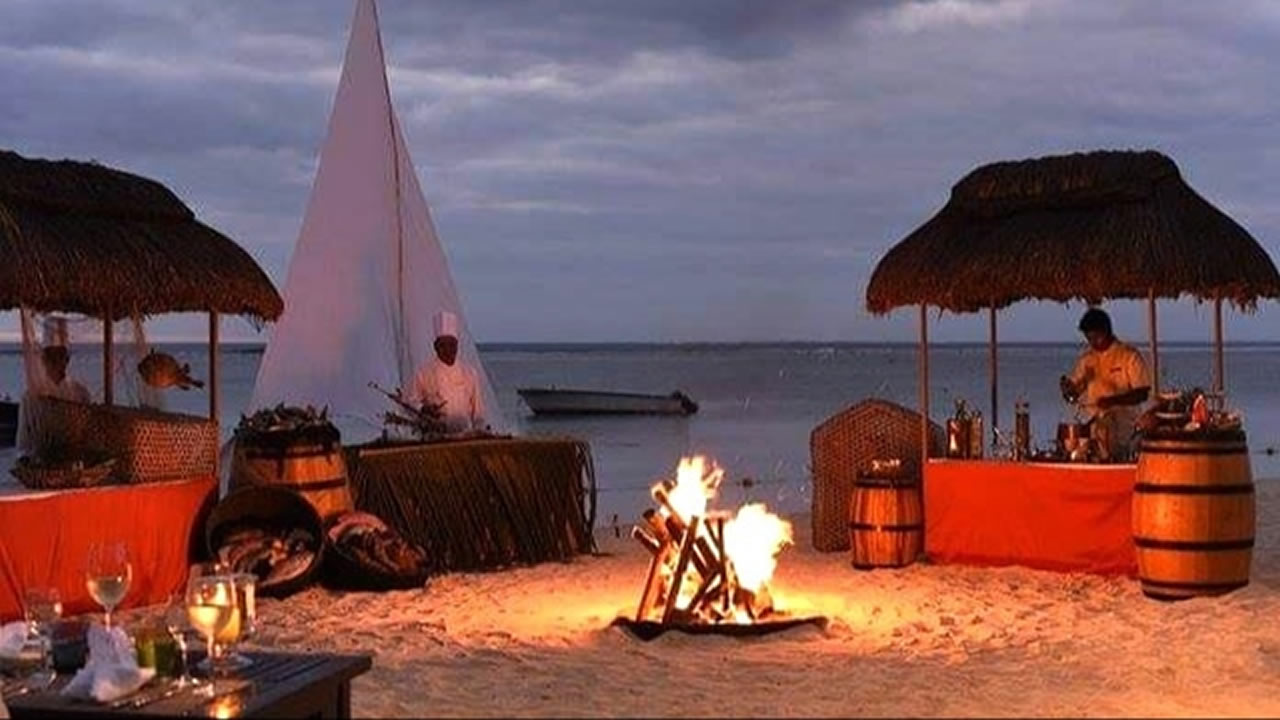 Les hôtels Maritim Resort & Spa, LUX* Le Morne et La Pirogue accueilleront les Mauriciens.