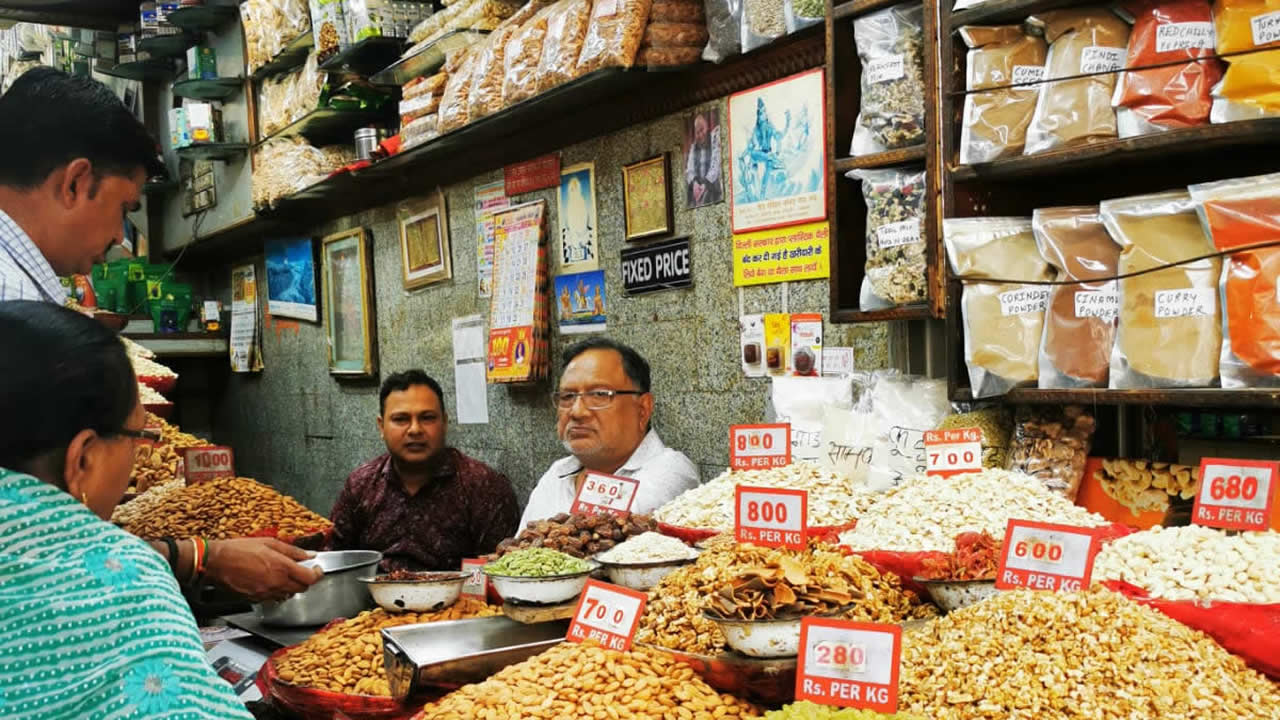 On retrouve aussi un marché des épices à Chandni Chowk.
