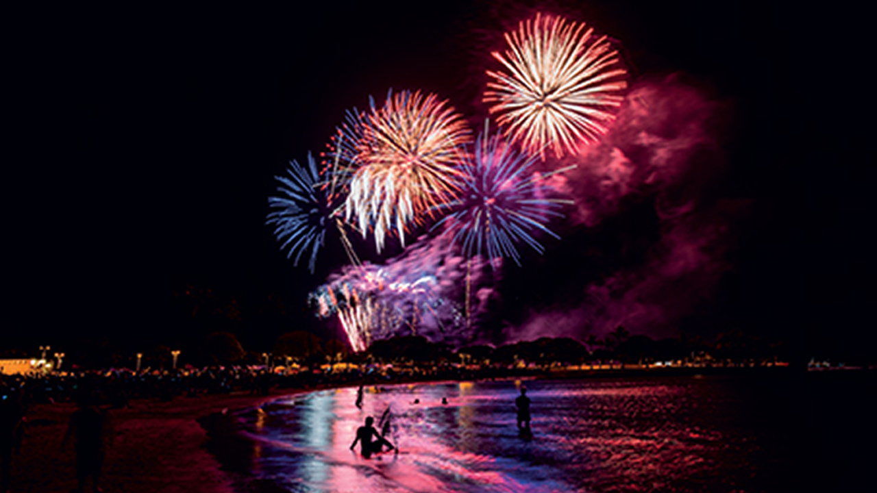 Le spectacle de feux d’artifice peut être admiré sur certains sites.