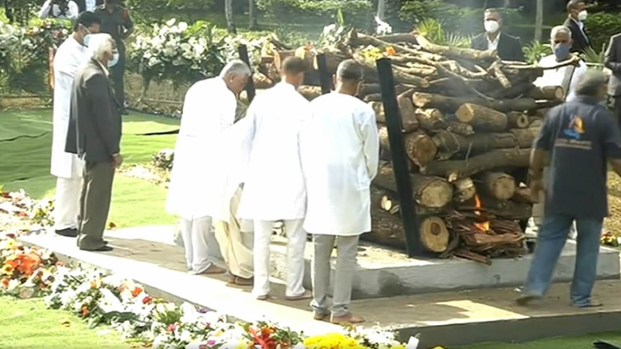funerails jugnauth pamplemousses cremation