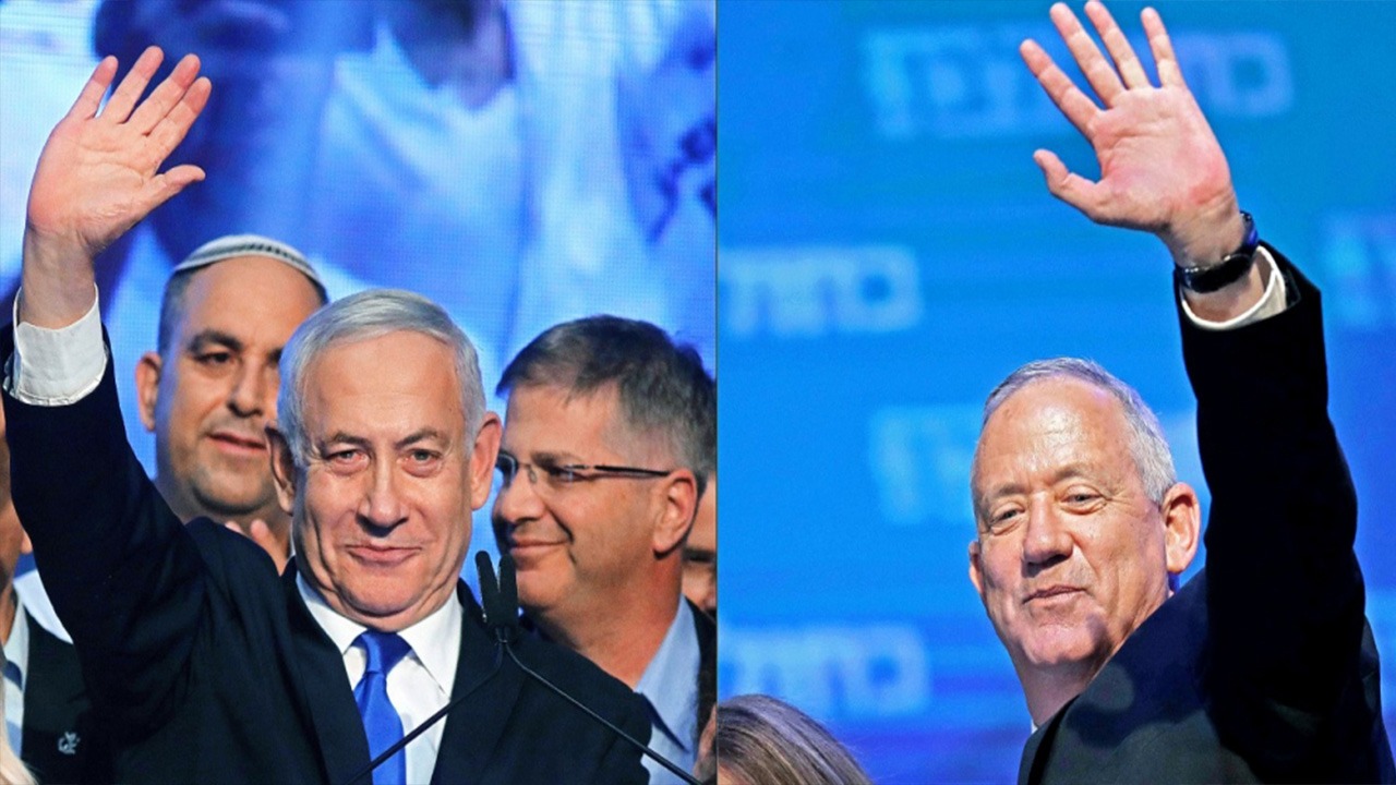 La formation du Premier ministre sortant, Benjamin Netanyahu (à gauche), et celle de son principal adversaire, Benny Gantz (à droite), se retrouvent de nouveau au coude-à-coude au sortir des législatives de mardi
