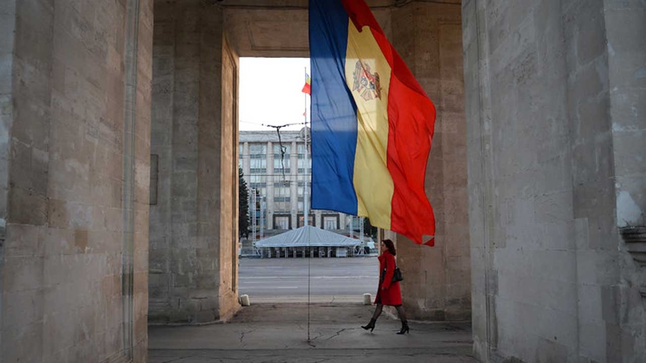 Le président pro-russe de Moldavie a été démis de ses fonctions, dimanche, et remplacé par son Premier ministre