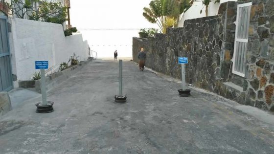 À Blue-Bay : controverse autour d’une rue donnant accès à la plage