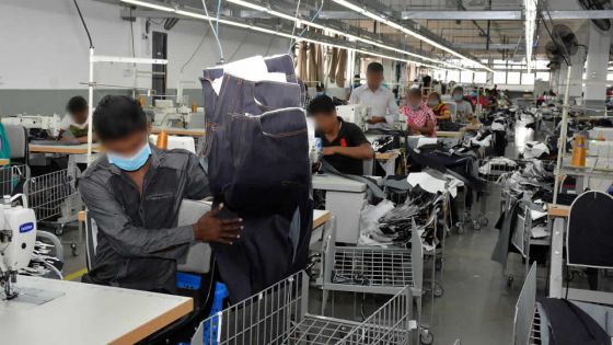 Travailleurs étrangers : la libéralisation du permis de travail pour résoudre les pénuries