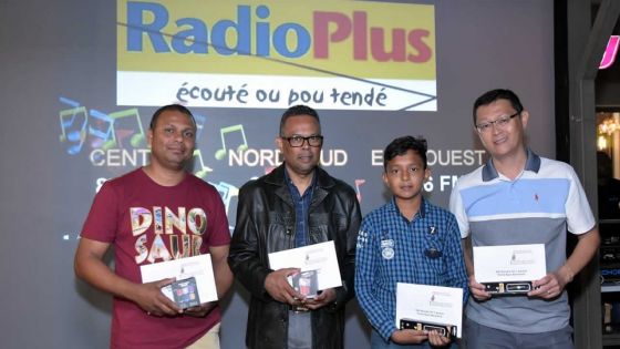 Radio Plus Karaoke Competition : un succès incontestable à Kendra Saint-Pierre
