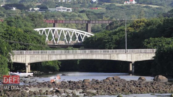 Trafic : le vieux pont de Grande-Rivière sera à sens unique