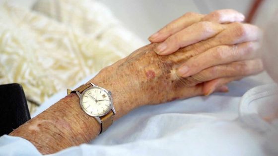 Elles vivent un calvaire : deux mères, âgées de 96 et 71 ans, agressées et malmenées par leur fils  