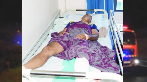 Accident de la route à Bagatelle - Mohamed : «Ma mère était coincée entre deux sièges»