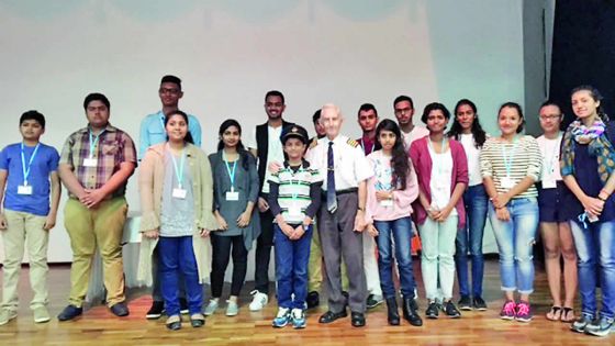 The Aeronautical : Society of Mauritius rewards best essays