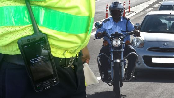 Radios intelligentes dotées de GPS : les mouvements des policiers désormais surveillés