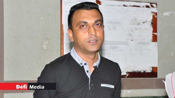 Chandra Prakashsing Dip envisage de demander la radiation des accusations contre lui