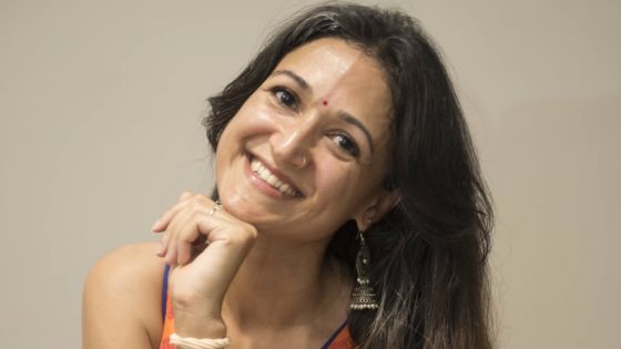 De généticienne à professeure de danse Bollywood : l’odyssée de Nirupama Anand