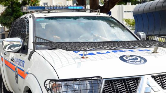 Un policier de la SSU arrêté : l’officier «pique» l’argent d’un retraité dans un bus