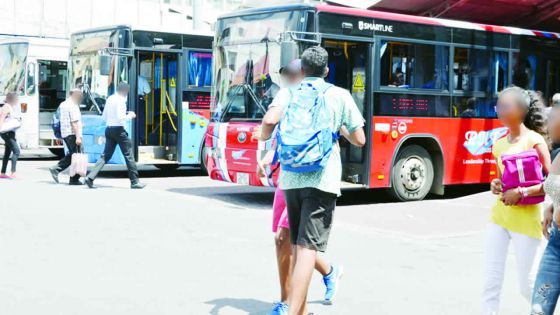Transport public : les bus semi-low floor séduisent les Mauriciens