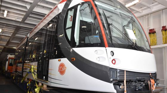 Metro Express : le Light Rail Vehicle au dépôt de Richelieu ce vendredi 