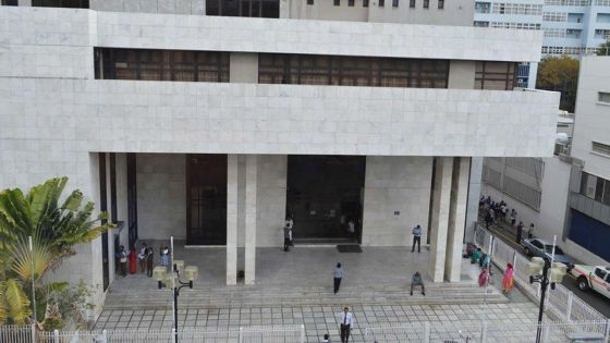 Trois ans de prison pour un père incestueux - Le père : «Mo kapav finn fer enn erer avek mo tifi »