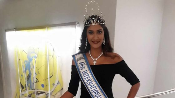 Ashna Nookooloo prête pour Miss International