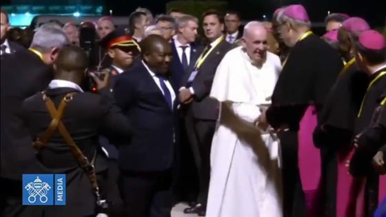 Le pape François est arrivé au Mozambique