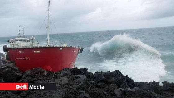 Naufrage du Tresta Star à La Réunion : dix membres de l’équipage rentrent au pays
