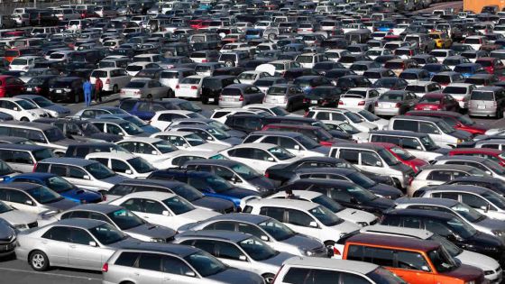 Automobile : les ventes stables en avril 2017
