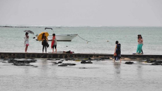 Conditions cycloniques : le mauvais temps n’a pas sapé le moral des Mauriciens