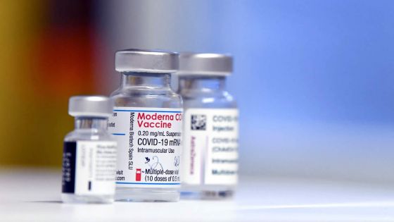 Vaccination : Maurice reçoit 100 000 doses de vaccin Moderna