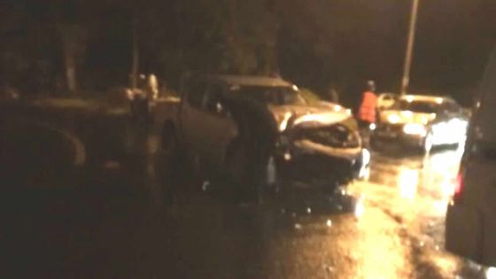 Pamplemousses : deux blessés dans un accident entre un 4X4 et un autobus