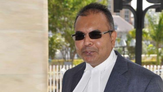 Cité dans le rapport de la commission d’enquête sur la drogue : Teeluckdharry conteste le paiement des honoraires de Lam Shang Leen