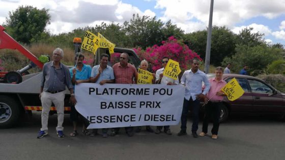 Hausse des prix des carburants : Rallye réussi pour la Plateforme pou baisse prix l’essence ek diesel