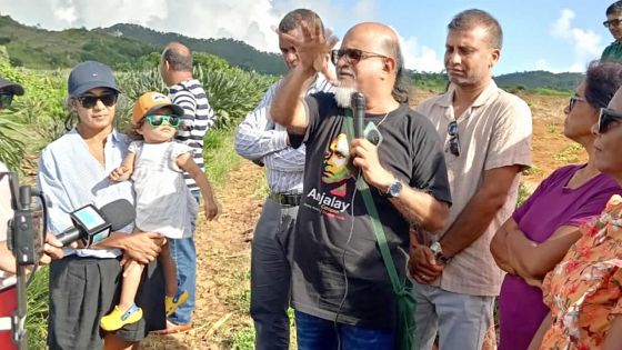 Rezistans ek Alternativ rend hommage aux femmes planteurs