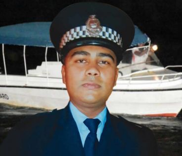 GRSE : le policier Chetalsing Mungur est mort en voulant sauver son bébé de 7 mois