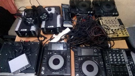 Vol valant Rs 1,2 M dans une discothèque : deux arrestations et les objets volés retrouvés