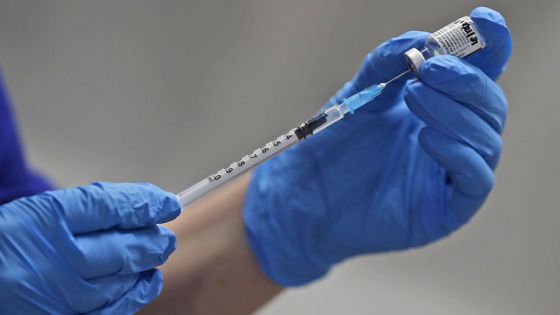 Covid-19 : le vaccin Pfizer/BioNTech déconseillé au Royaume-Uni en cas d'importantes allergies
