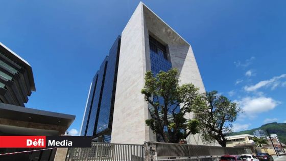 Contestation des nouveaux aspirants Senior Counsels et Senior Attorneys : la demande d’injonction retirée au profit du Judicial Review